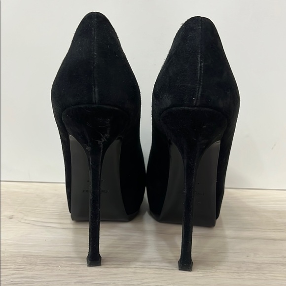 Yves Saint Laurent Black Suede Heels - Picture 4 of 8